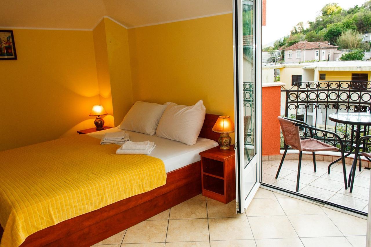 Guest House Villa Zivanovic تْشيرسيك نوفي المظهر الخارجي الصورة