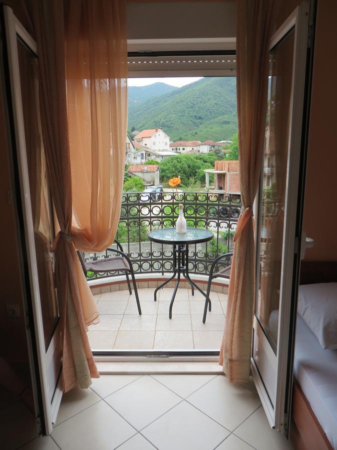 Guest House Villa Zivanovic تْشيرسيك نوفي المظهر الخارجي الصورة